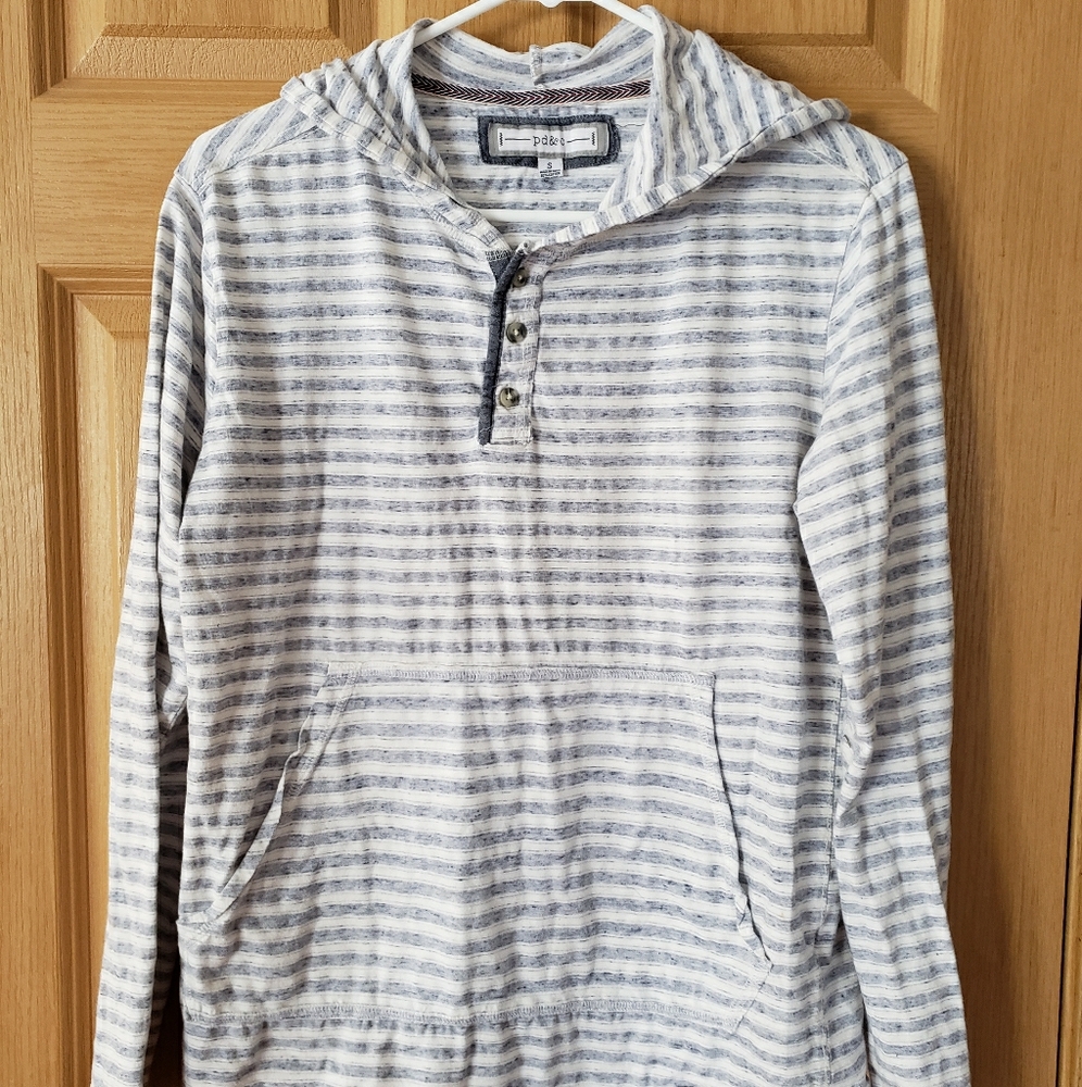 Mens S long sleeve t-shirt with hoodie